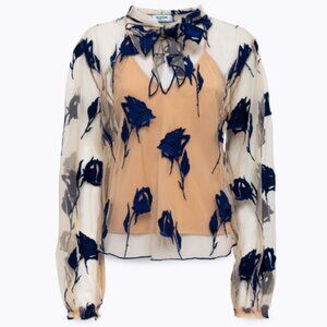 Blugirl Embroidered tulle Blouse Sheer Floral Size 40/4 NWT